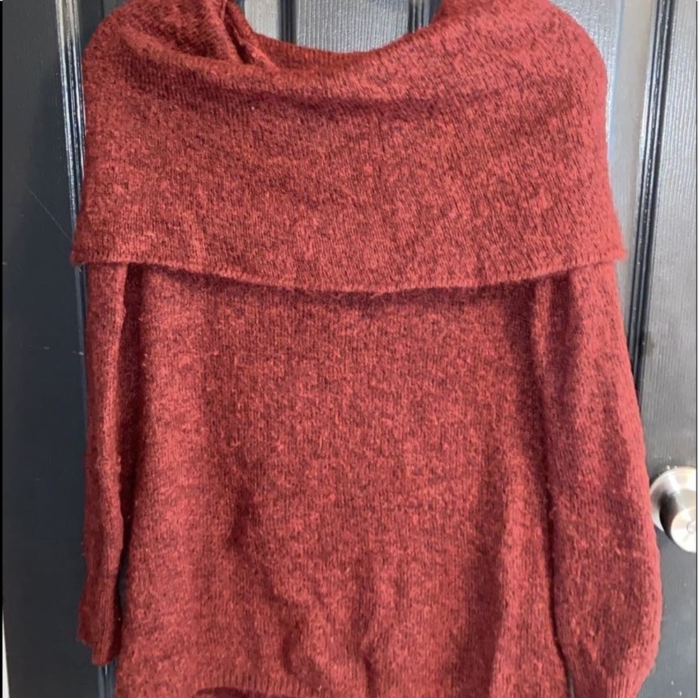 Maroon off the shoulder sweater.